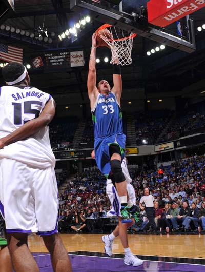 他的表现不 他的表现不