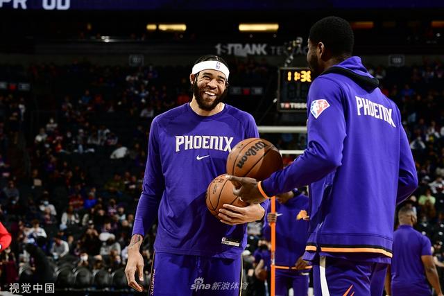 前场掌控者 前场掌控者