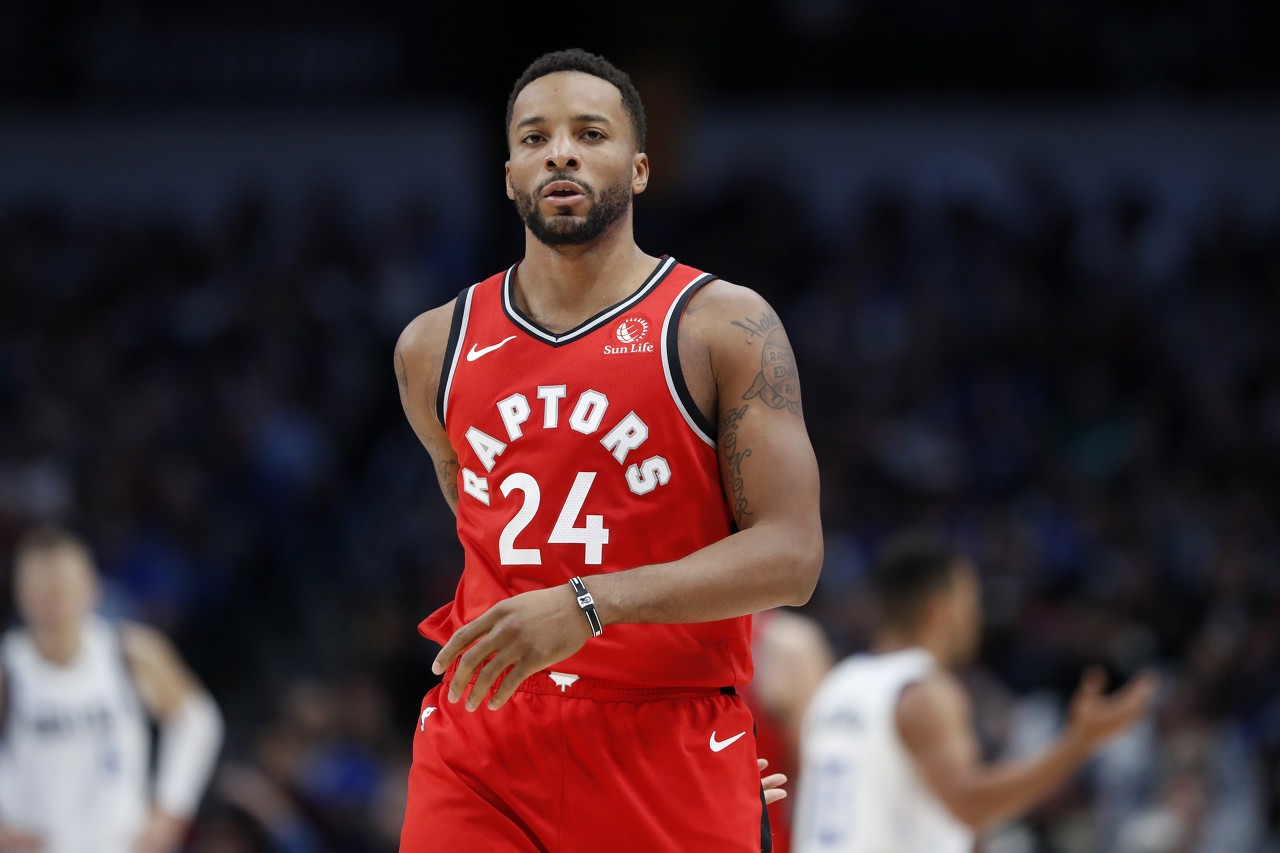 场较量中 场较量中